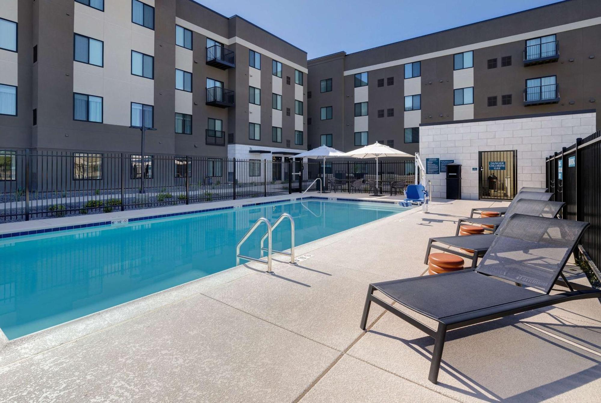 Waterwalk Extended Stay By Wyndham ハンツビル エクステリア 写真
